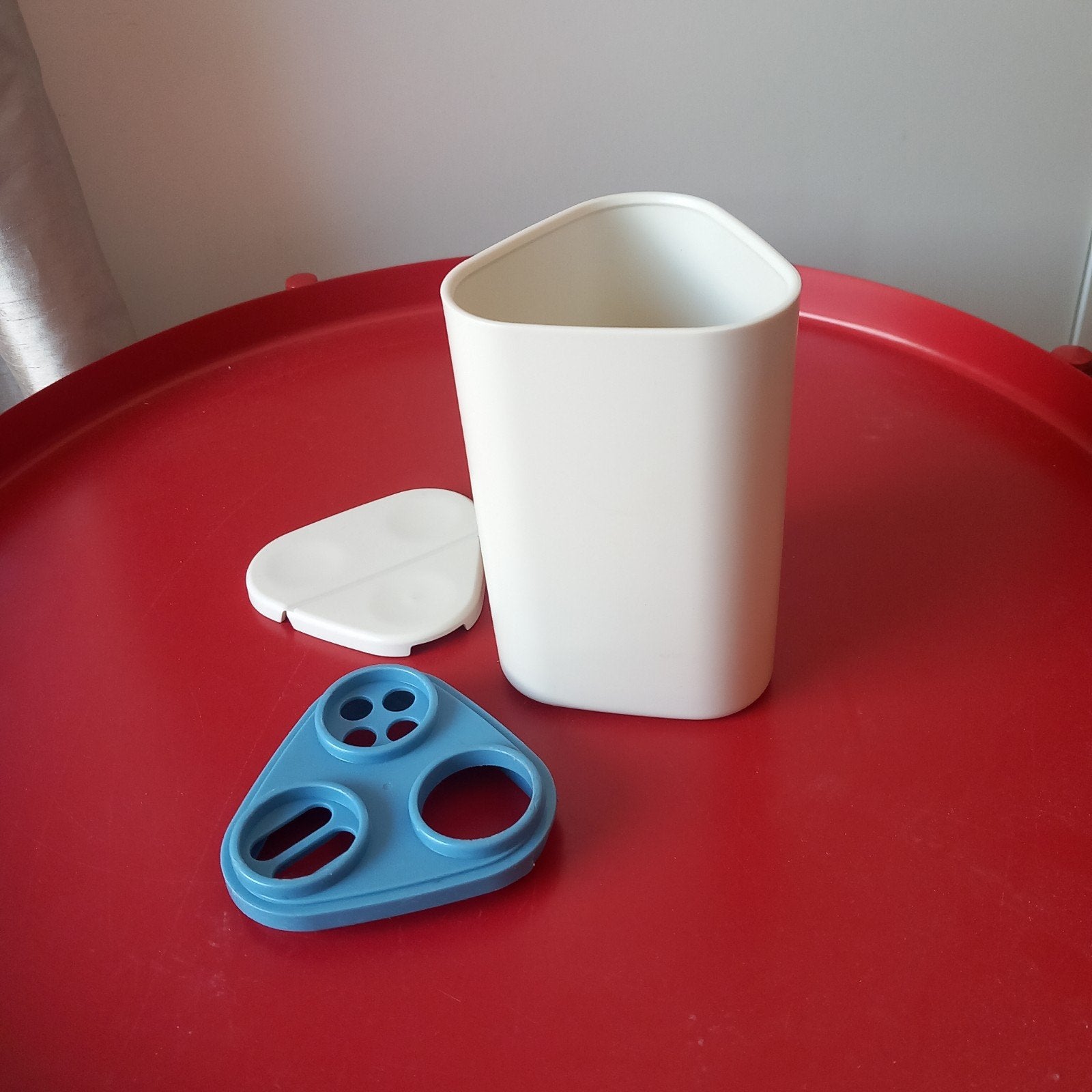 Tupperware strooibus, Overige typen, Ophalen of Verzenden, Zo goed als nieuw, Crème