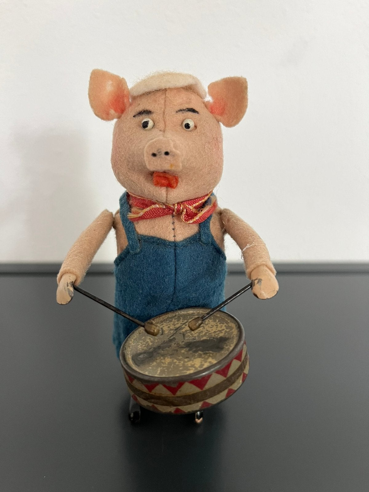 Schuco varken met trom, Ophalen of Verzenden