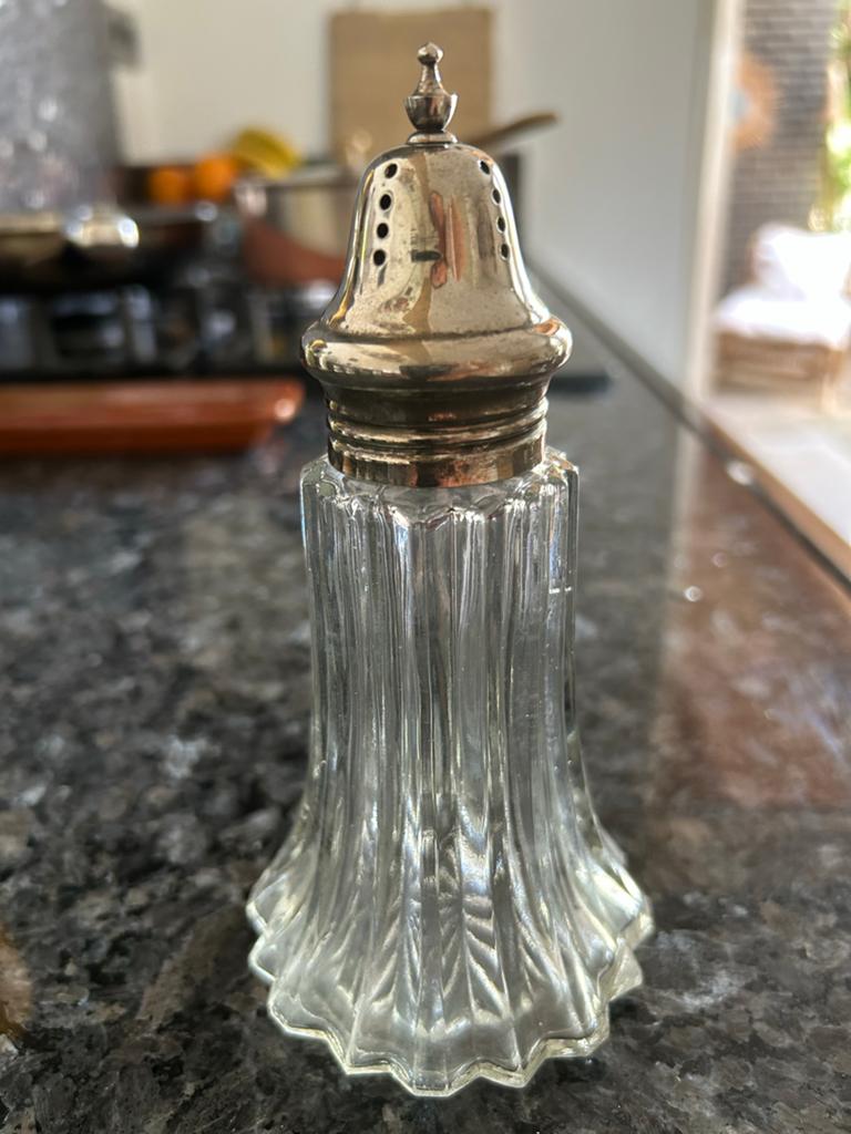 Vintage suikerstrooier verzilverde dop met ribbelglas, Ophalen of Verzenden