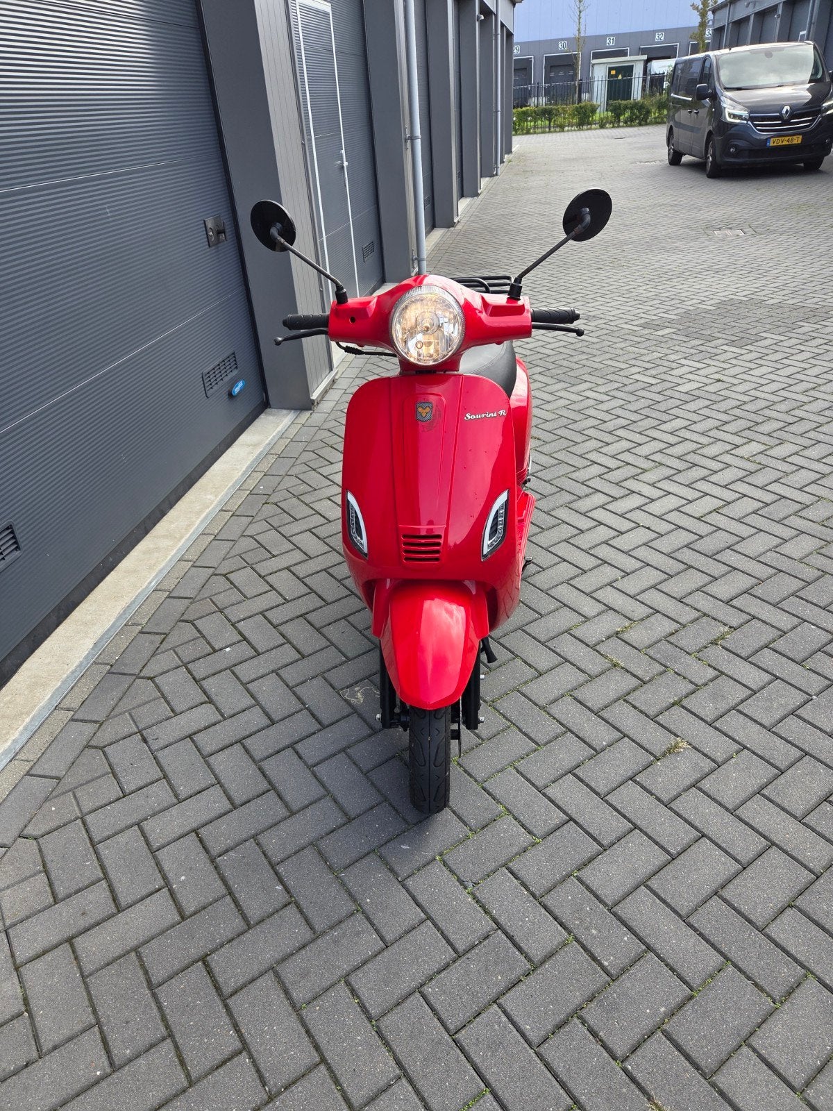 TE KOOP MOOIE SCOOTER BLAUW KENTEKEN  BJ 2021, Gebruikt, Benzine, Ophalen, Overige merken