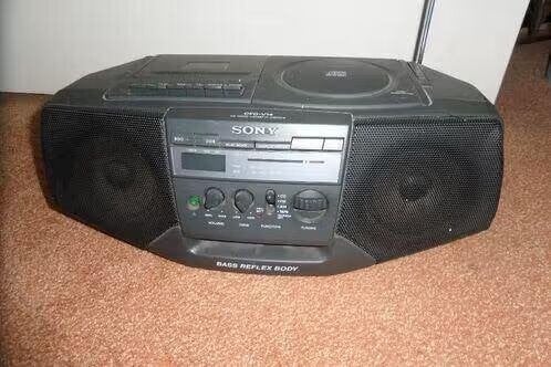 Radio cassette CD speler - Sony CFD-V14 - ZGAN, Ophalen, Zo goed als nieuw, Radio, Met cd-speler