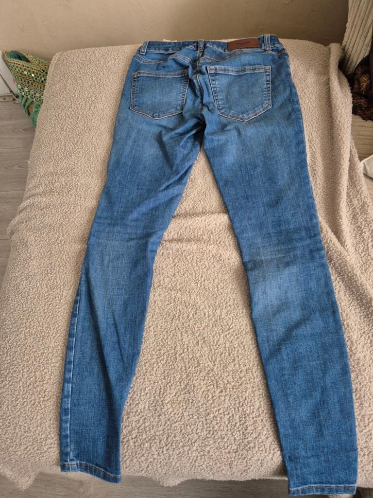 Vero moda jeans, Ophalen of Verzenden, Zo goed als nieuw, Blauw, W30 - W32 (confectie 38/40)