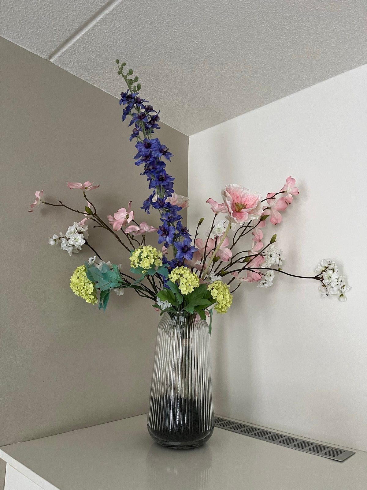 Glazen vaas met kunstbloemen - Diverse kleuren, Ophalen, Meerkleurig, Geschikt voor droogbloemen, Glas