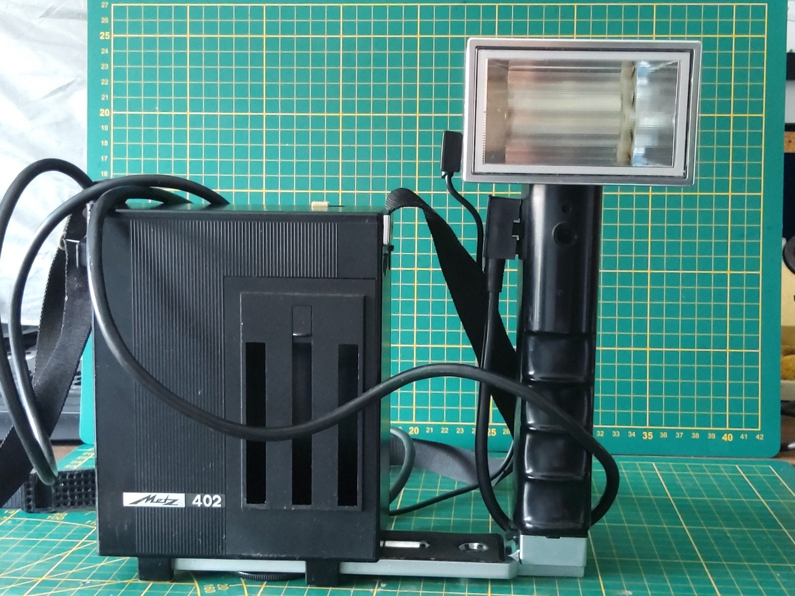 Te koop profesionele flitser Metz 402, Ophalen of Verzenden, Overige typen