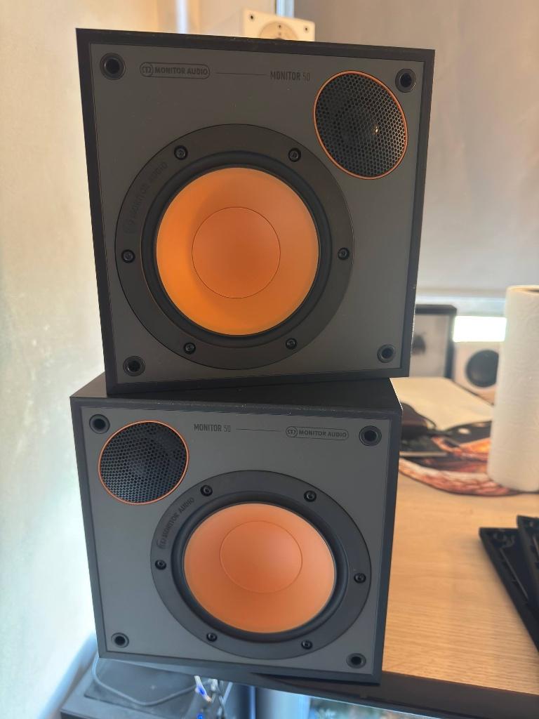 Zeldzame sprekers Monitor Audio Monitor 50 (Zwart/Oranje), Overige merken, Ophalen of Verzenden, Zo goed als nieuw, Minder dan 60 watt
