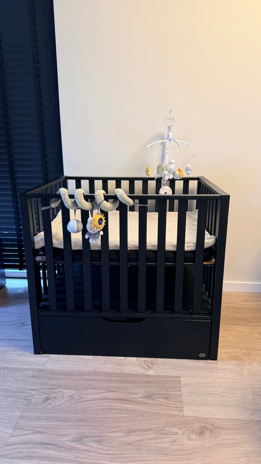 Zwarte box met lade, Ophalen, Zo goed als nieuw, Boxkleed