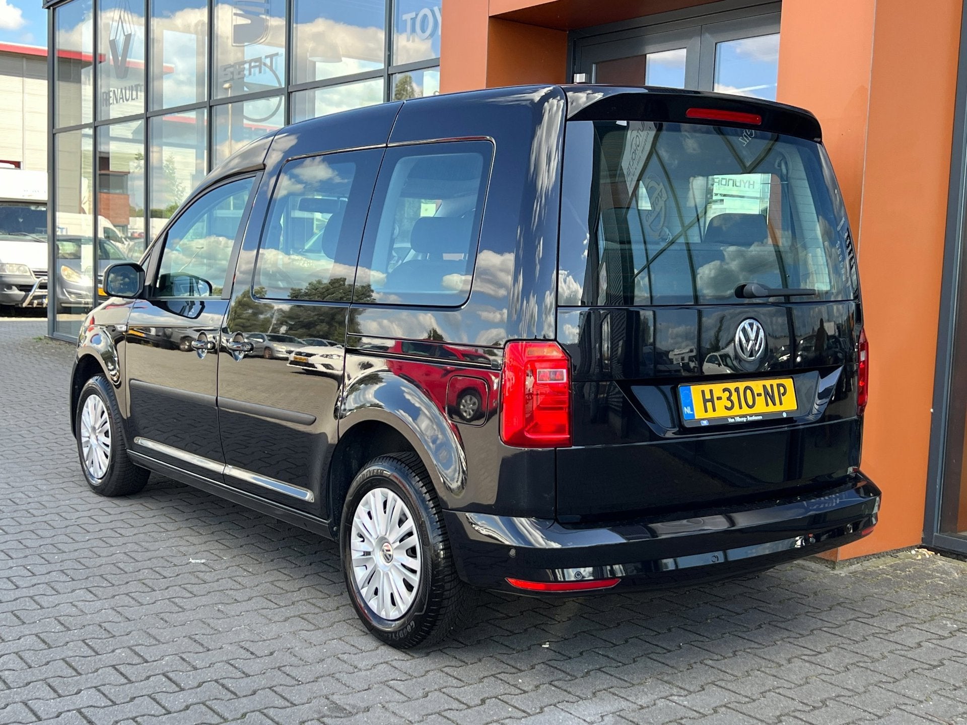 Volkswagen Caddy 1.0 TSI Comfortline 7 Persoons |Cruise|PDC, Auto's, Voorwielaandrijving, Gebruikt, 7 stoelen, Zwart