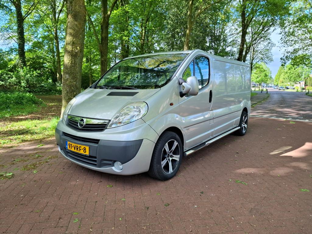 Opel Vivaro 2.5CDTI 107KW DPF E4 2.9T L2h1 2008, nwe apk., Auto's, Bestelauto's, Bedrijf, Opel, Diesel, Handgeschakeld, Origineel Nederlands