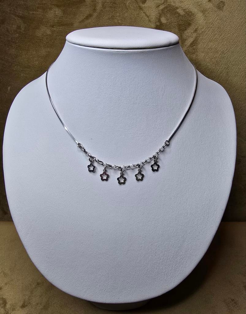 Zilveren ketting met bloemetjes, Ophalen of Verzenden, Zilver, Zilver