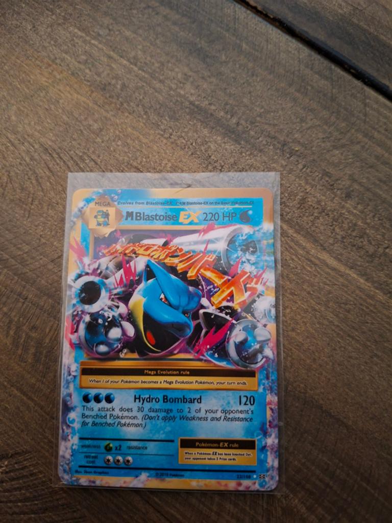 Pokémon Kaarten: M Blastoise EX, Charizard, Mabosstiff EX, Ophalen of Verzenden, Zo goed als nieuw, Meerdere kaarten