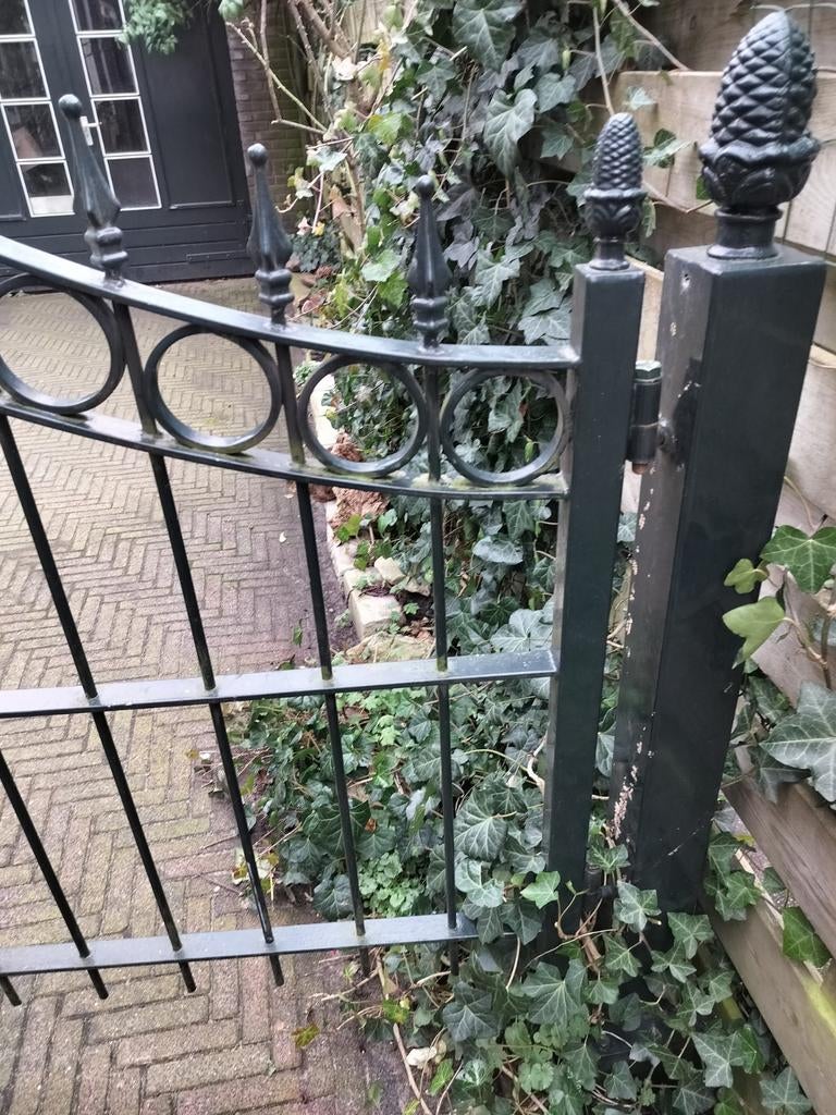 Gietijzeren Hekwerk met Sierlijke Details, Tuin en Terras, Tuinhekken en Hekwerk, Ophalen, Met poort, Gebruikt, Sierhekwerk