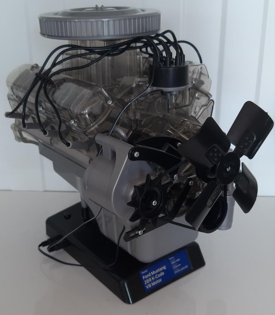 Franzis Ford Mustang V8 Modelbouw motor, Overige merken, Ophalen of Verzenden, Zo goed als nieuw, Groter dan 1:32