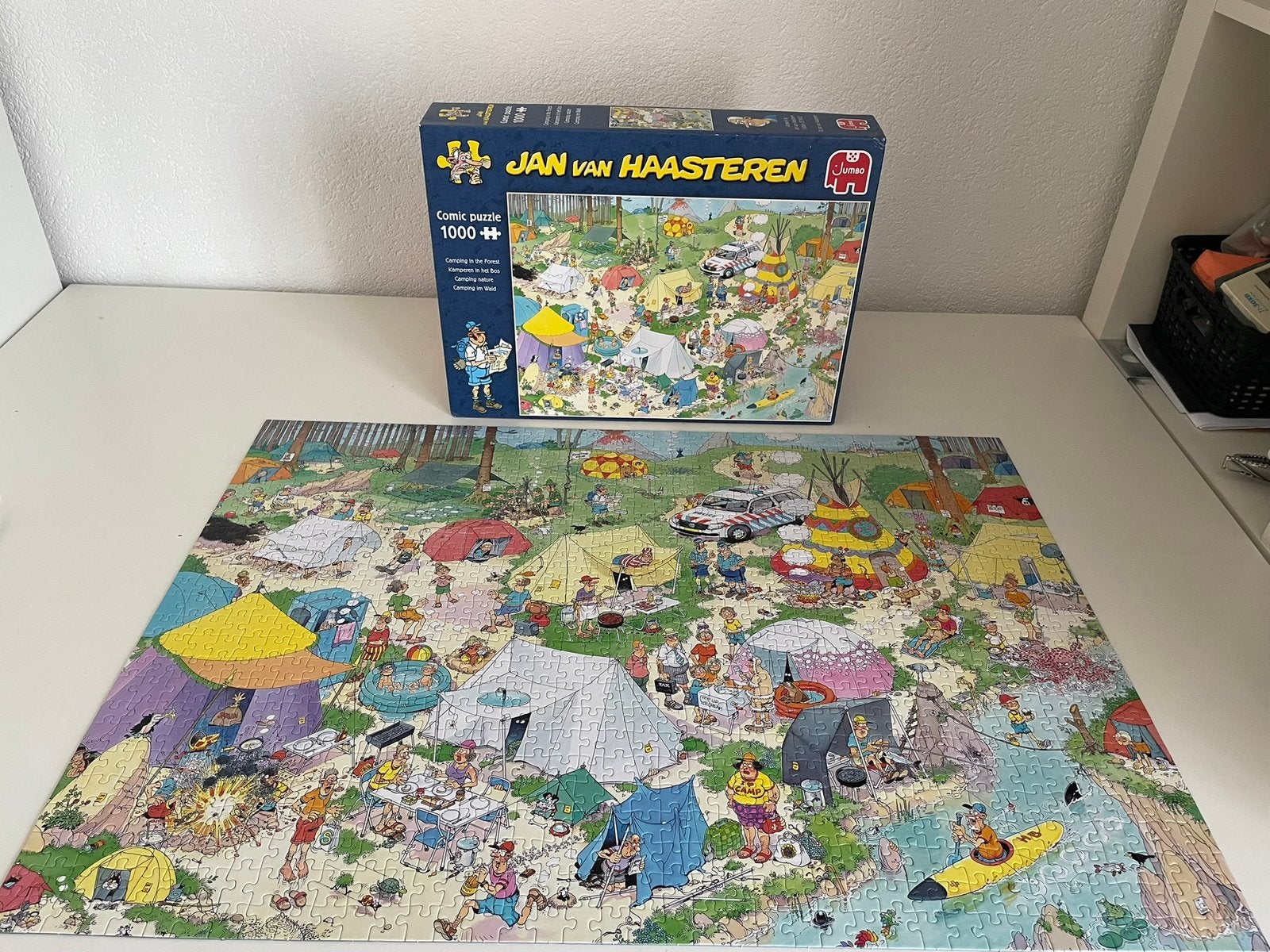 RUILEN!! Kamperen in t bos. Van Haasteren 1000stukjes, Hobby en Vrije tijd, Denksport en Puzzels, Ophalen of Verzenden, 500 t/m 1500 stukjes