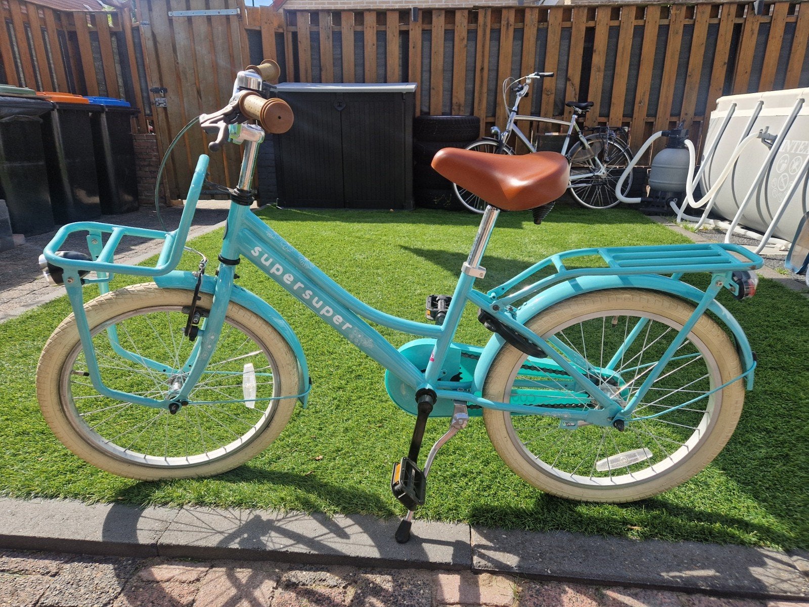 SuperSuper Cooper kinderfiets 20 inch - Zo goed als nieuw, Fietsen en Brommers, Ophalen, Terugtraprem, SuperSuper Cooper, Zo goed als nieuw