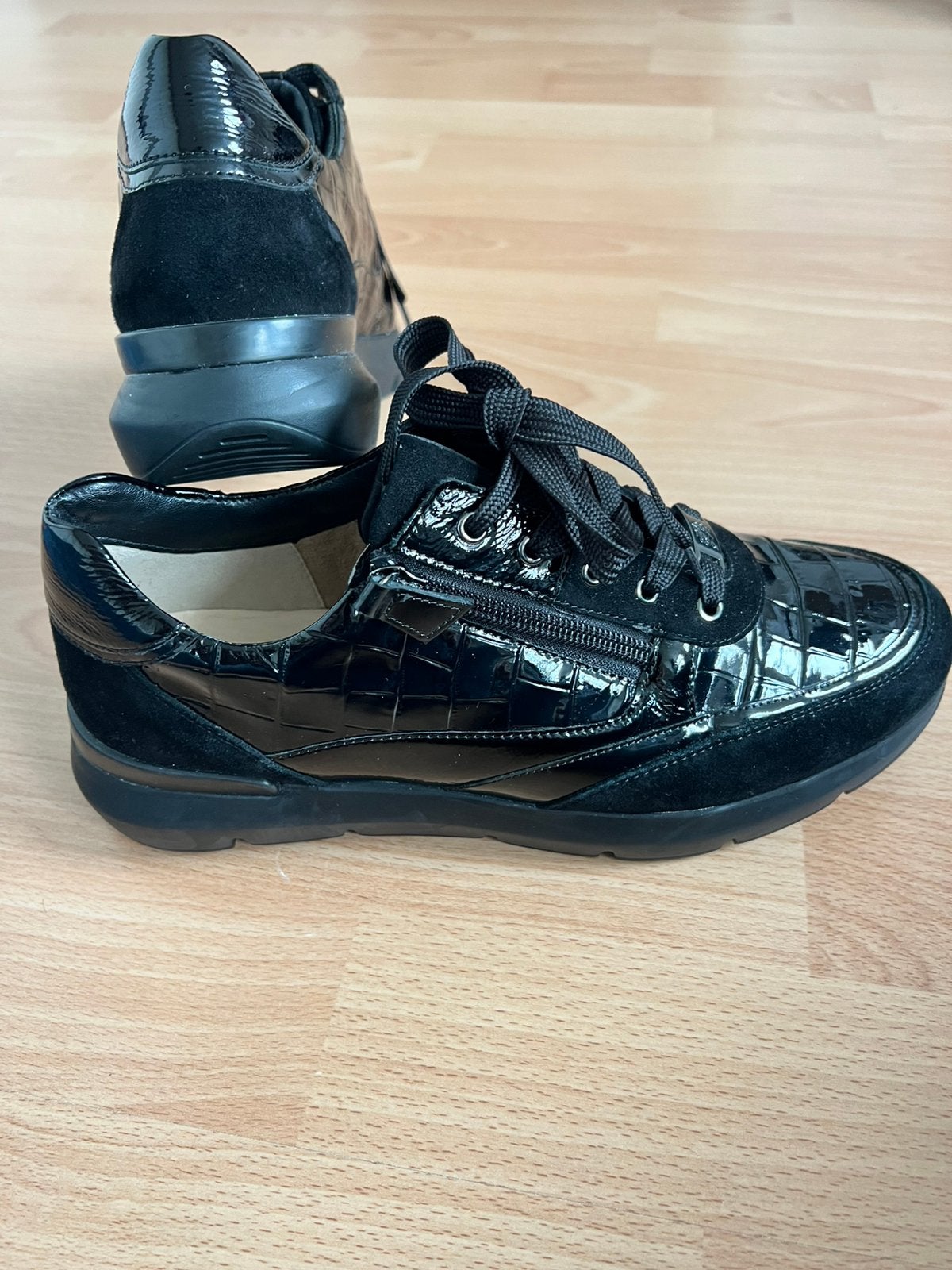 Hassia sneakers nieuw, Verzenden, Zwart, Nieuw, Sneakers of Gympen