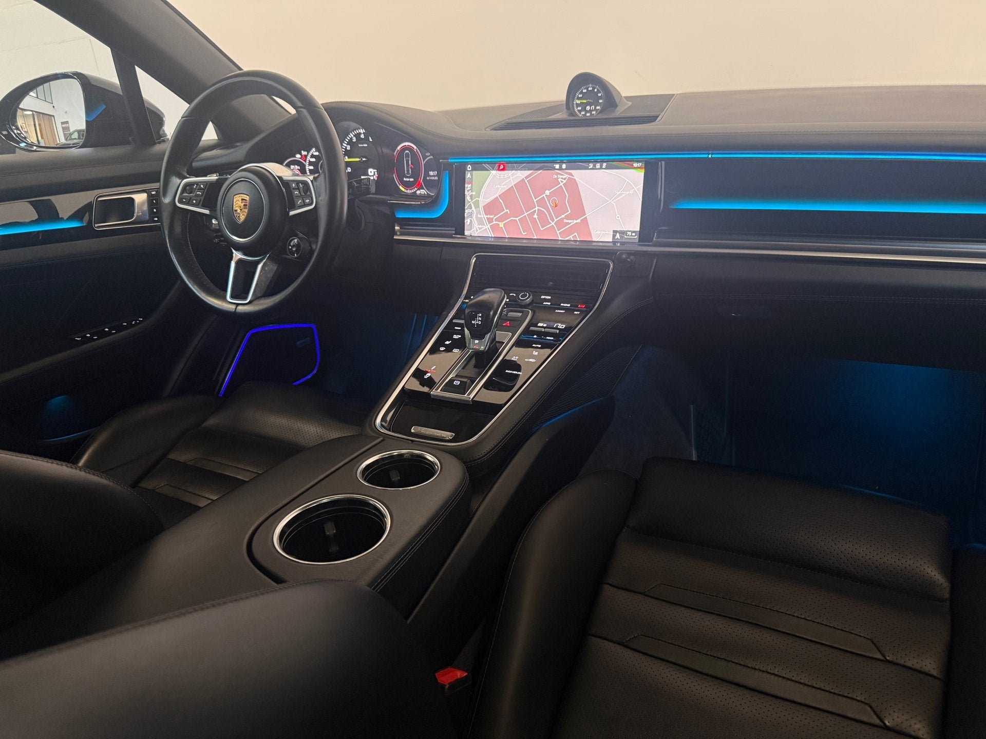 Porsche Panamera 2.9 4 E-Hybrid Pano 360 Softclose Luchtveri, Auto's, Porsche, 14 kWh, Gebruikt, 462 pk, Bedrijf