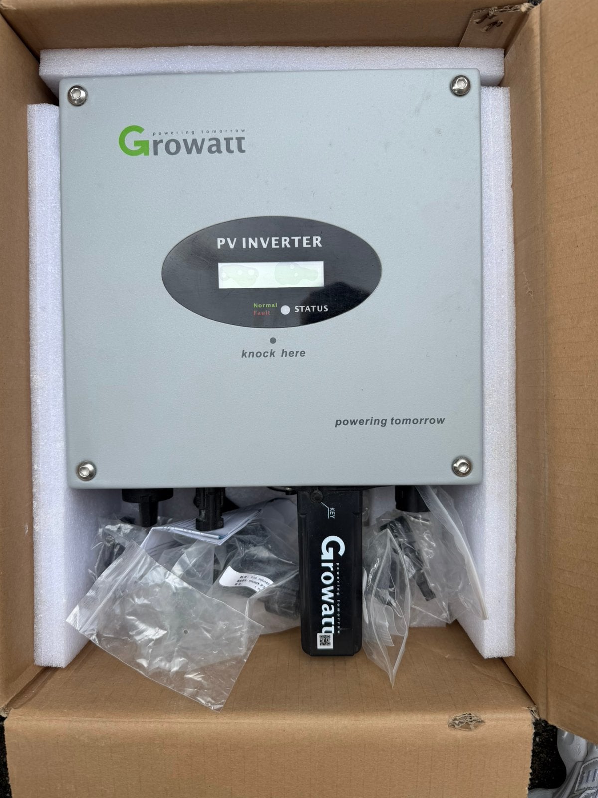 Growatt 750-S omvormer zonnepanelen 750W incl. module, Ophalen, Zo goed als nieuw