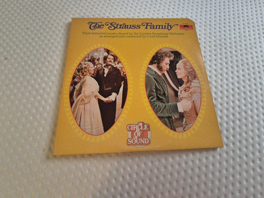 The Strauss Family 2 LP’s, Ophalen of Verzenden, Gebruikt, 12 inch