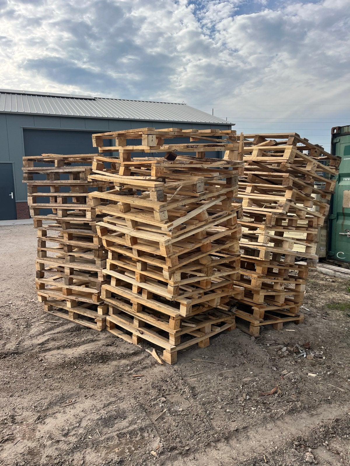 Houten Pallets - kapot, eenmalig gebruik GRATIS, Ophalen