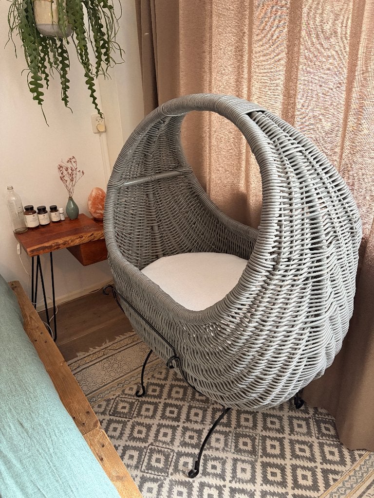 Prachtige Vintage Look Rotan Ei-Wieg / Cocon Wieg, Ophalen, Gebruikt, Wieg