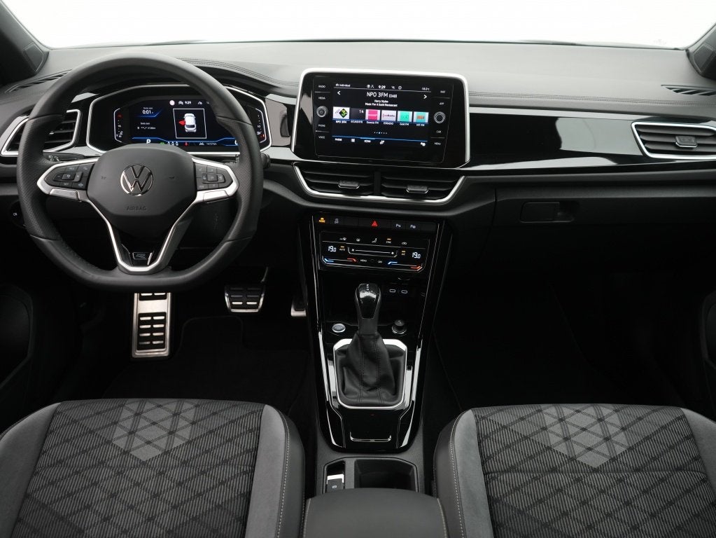 Volkswagen T-Roc 1.5 TSI R-Line | Camera | Private lease 584, Auto's, Volkswagen, 12 maanden, Stof, 4 cilinders, Zwart