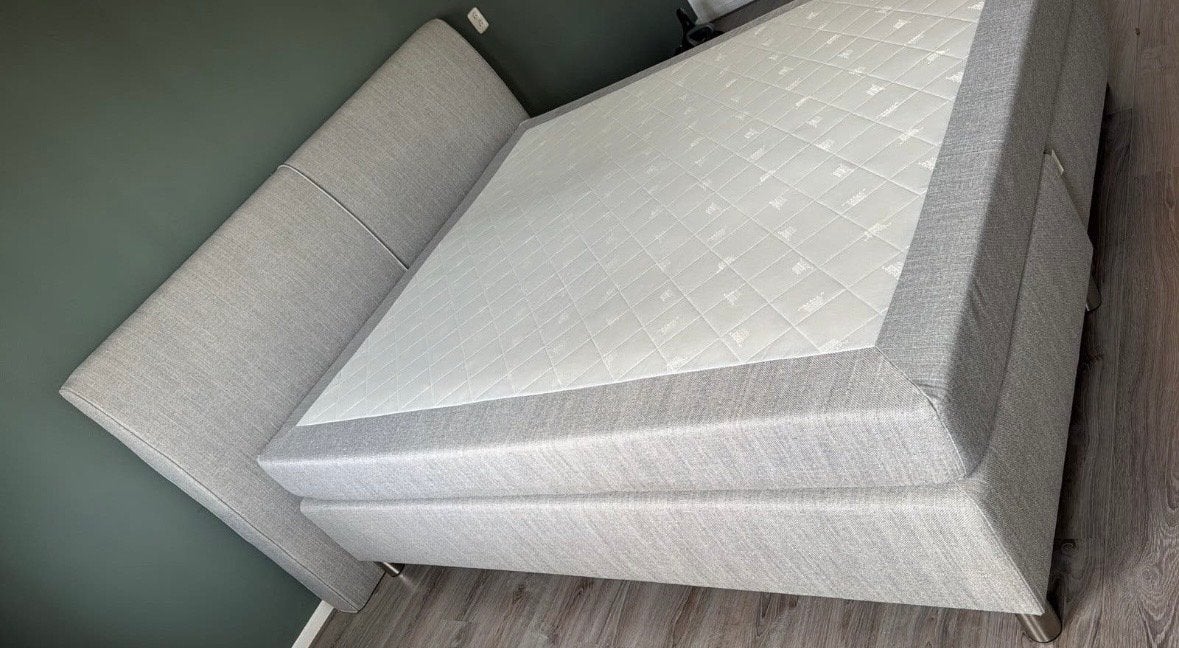 MioDormio 180x210 2p bed (boxspring & pocketveermatras), Ophalen, Tweepersoons, Zo goed als nieuw, 200 cm
