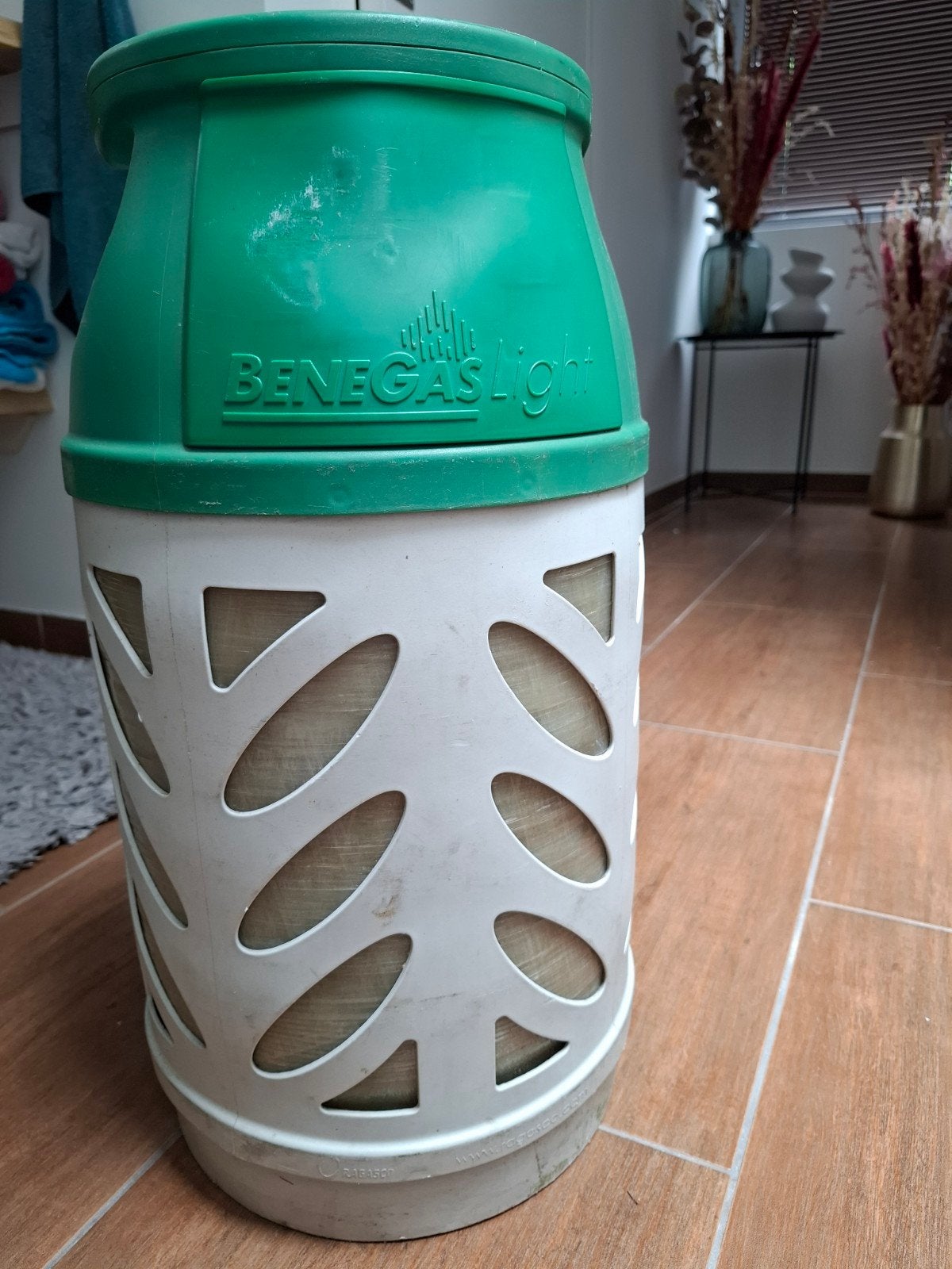 Benegas Light gasfles 7,3 kg gevuld (73%), Ophalen, Zo goed als nieuw