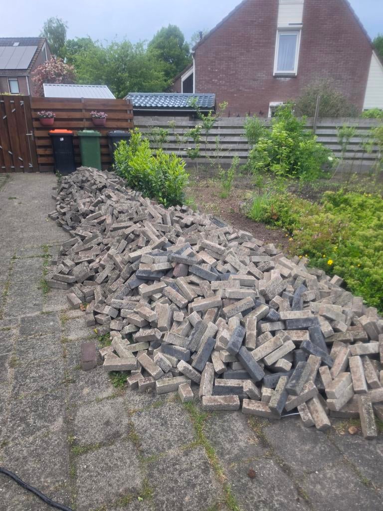 Gratis waaltjes / straatklinkers – ca. 25 m², Ophalen, Gebruikt, Beige, Overige typen