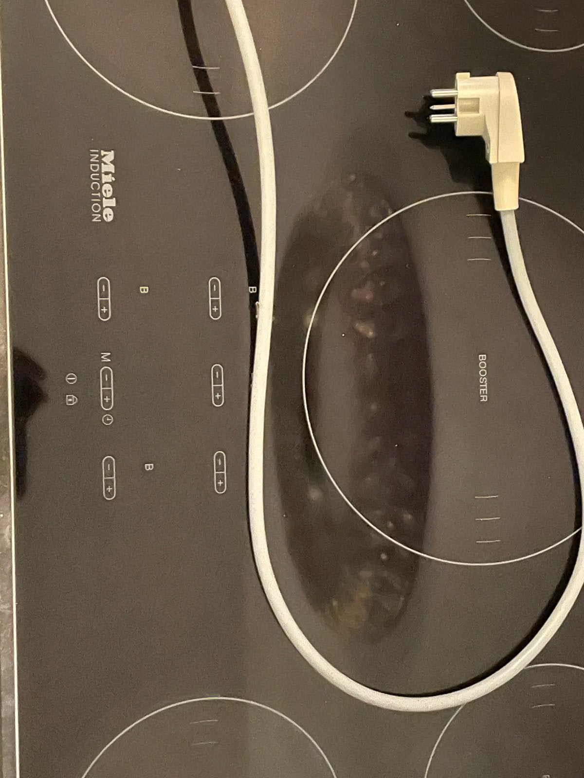 Inductie kookplaat Miele voor inbouw, Witgoed en Apparatuur, Kookplaten, Zo goed als nieuw, Inbouw, Inductie, 4 kookzones