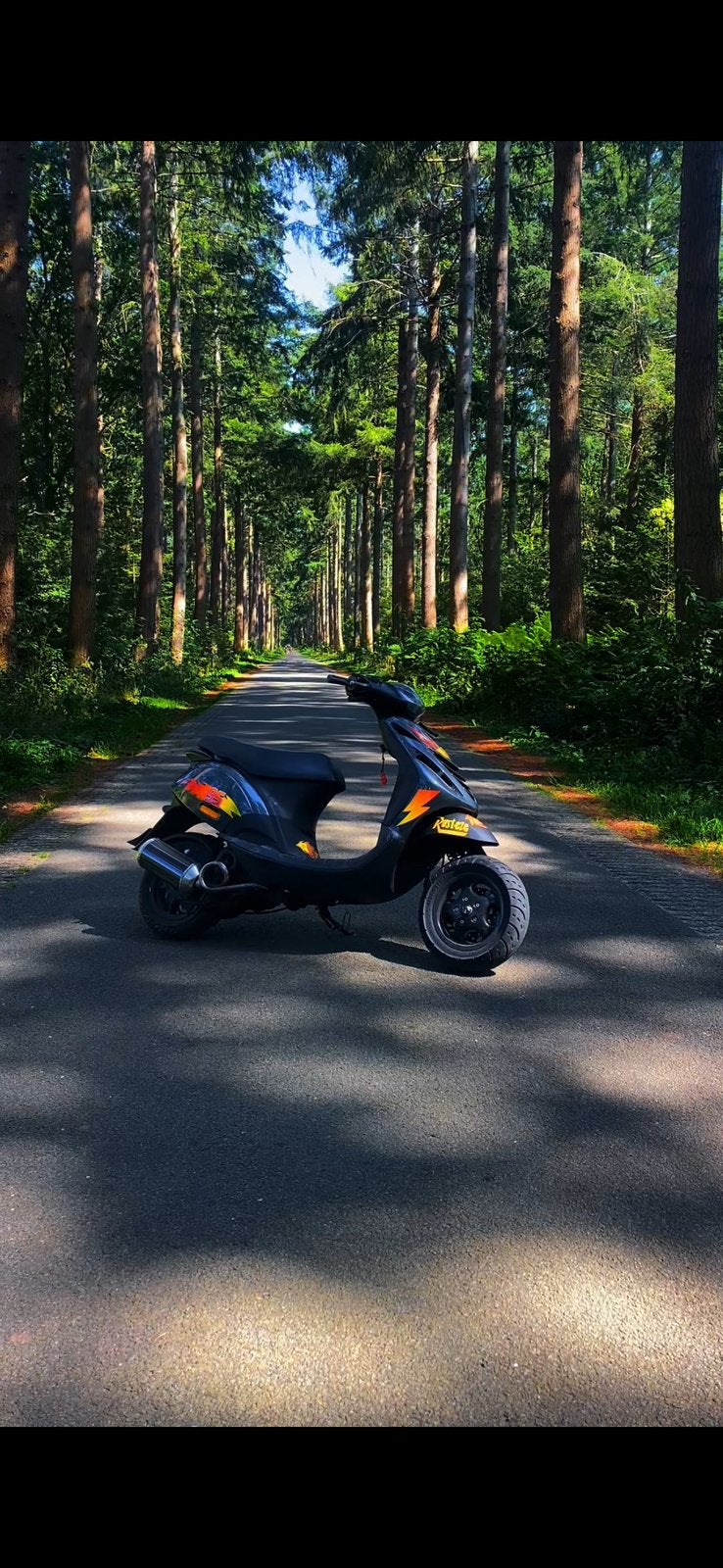 Zip 100cc brom, Fietsen en Brommers, Ophalen, Zo goed als nieuw, Benzine, Aerox