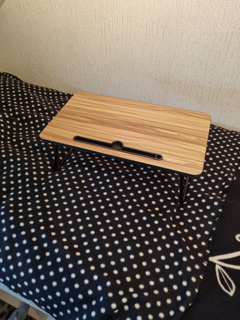 Bedtafel - Ideaal voor ontbijt op bed of laptop, Ophalen of Verzenden, Zo goed als nieuw, In hoogte verstelbaar