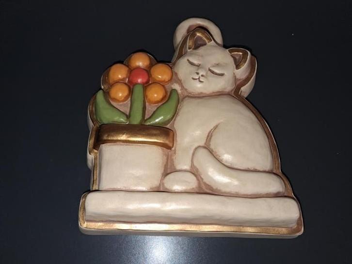 Thun kat poes puntgaaf, Antiek en Kunst, Antiek | Keramiek en Aardewerk, Ophalen of Verzenden