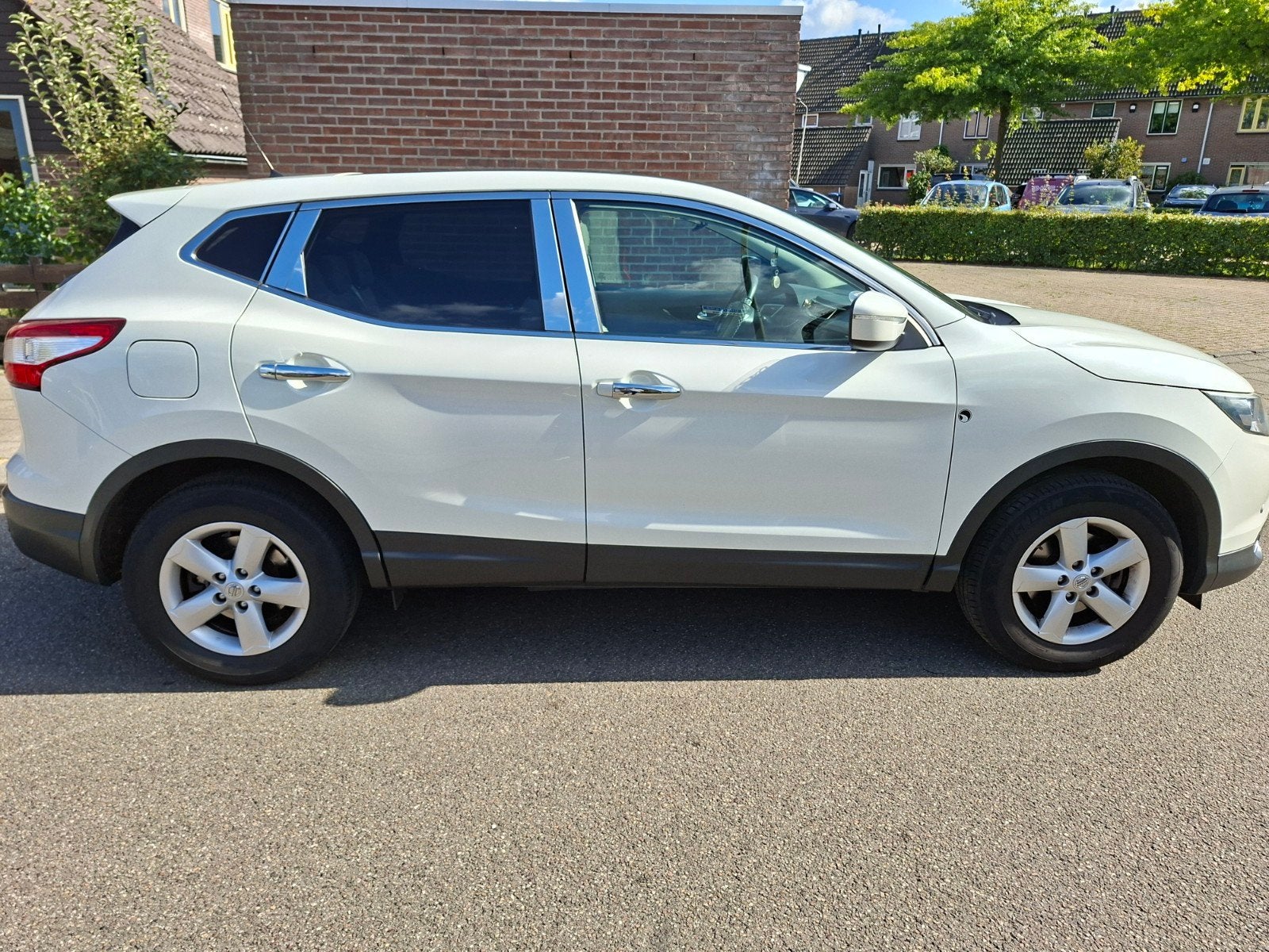 Nissan Qashqai 1.2 Dig-t 85KW 2WD 2014 Wit, Voorwielaandrijving, 4 cilinders, Wit, Origineel Nederlands