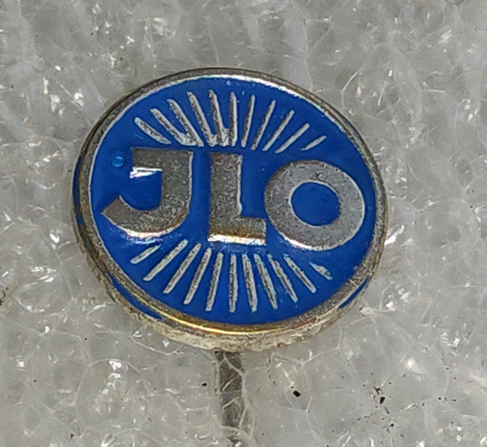 Vintage JLO Speldje, Verzamelen, Ophalen of Verzenden, Gebruikt, Overige onderwerpen, Speldje of Pin