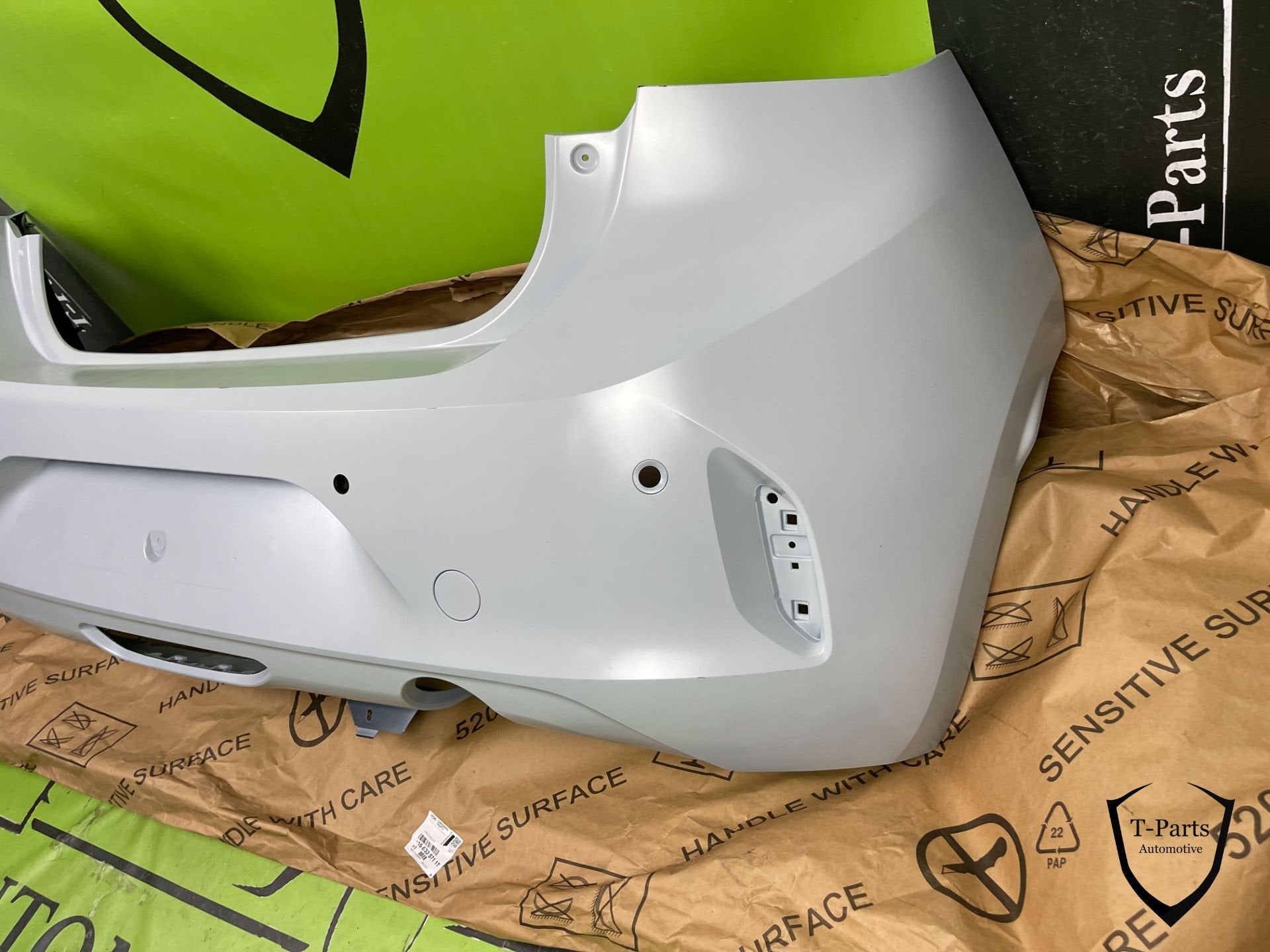 opel corsa F achterbumper nieuw 4x PDC bumper 166335711T, Ophalen of Verzenden, Kontakt@opel-infoservice.de, Bumper, Opel