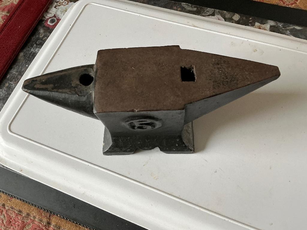 Handzaam aambeeld, Ophalen of Verzenden