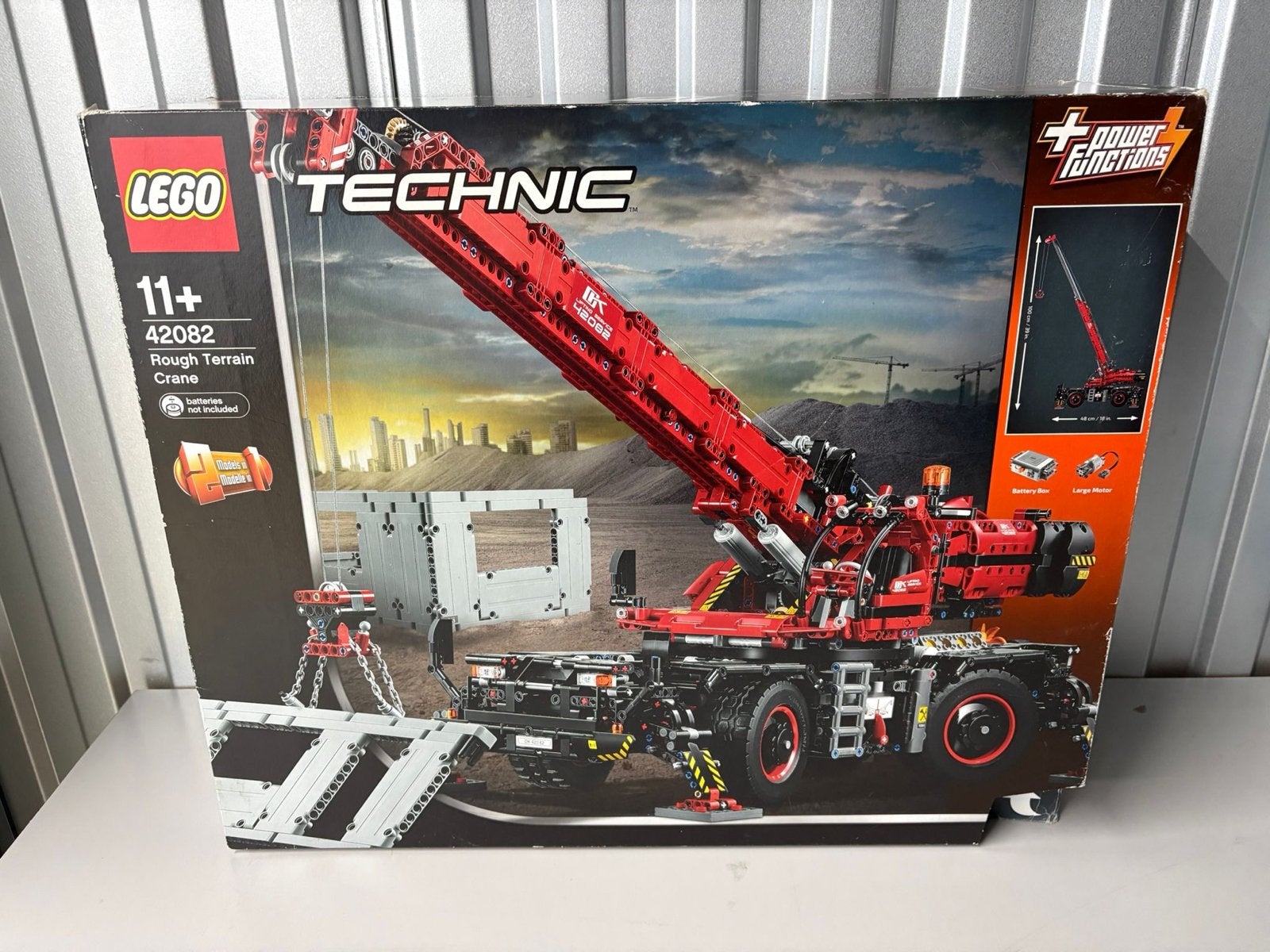 LEGO Technic 42082 rough terrain crane, Ophalen, Zo goed als nieuw