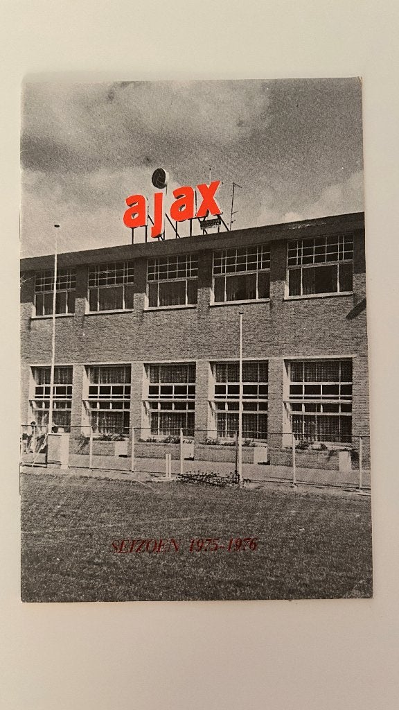 Blik op Ajax 1975-1976, Ophalen of Verzenden, Zo goed als nieuw, Ajax, Boek of Tijdschrift