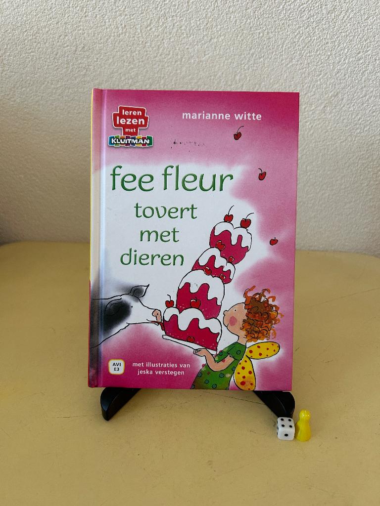 Fee Fleur tovert met dieren AVI E3, Boeken, Gelezen, Fictie algemeen, Ophalen of Verzenden, Marianne Witte