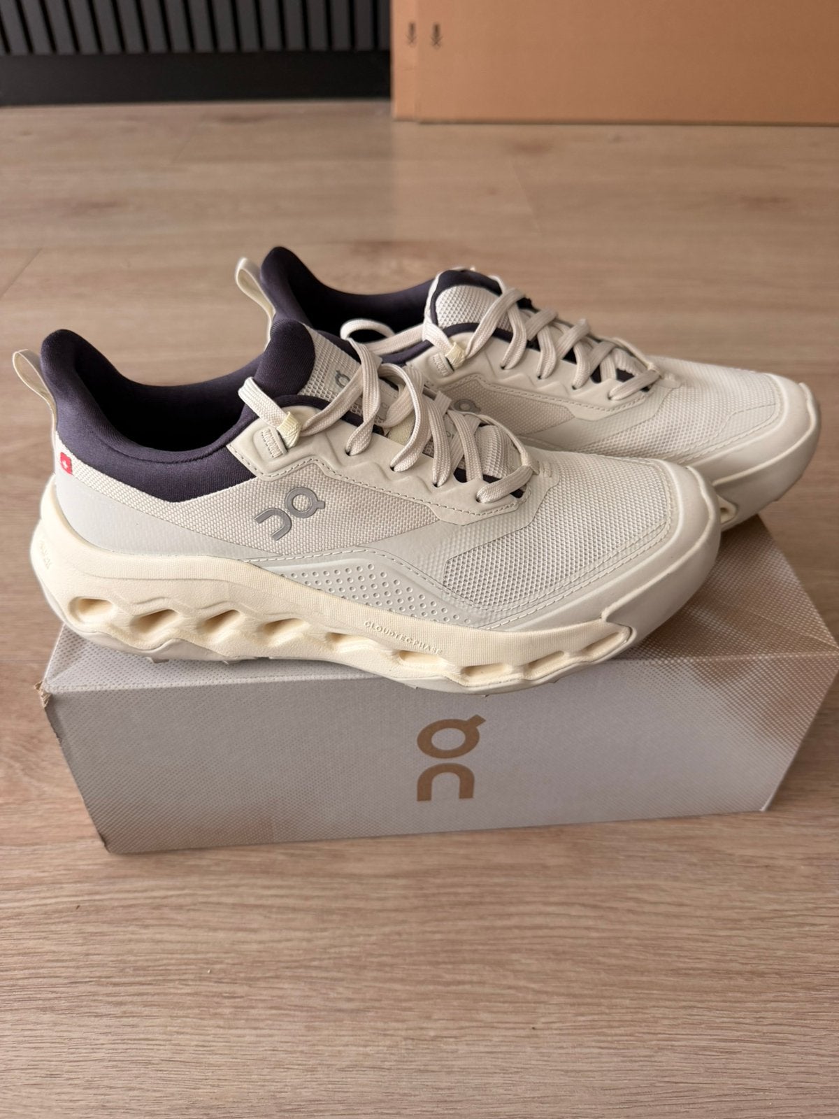 On cloud sneakers, Overige merken, Hardloopschoenen, Nieuw, Ophalen of Verzenden