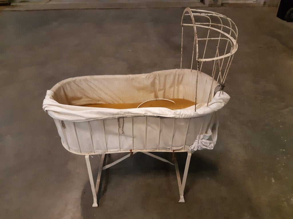 Wieg Antiek, Kinderen en Baby's, Babywiegjes en Ledikanten, Ophalen, Gebruikt, Wieg
