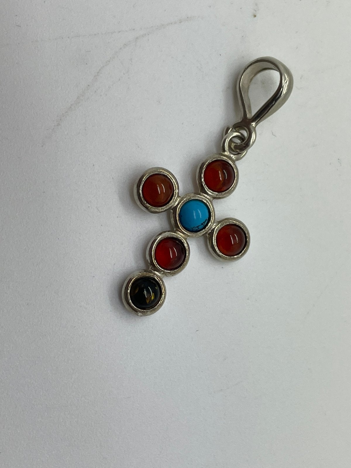 E508 Prachtige zilveren kruisje barnsteen turkoois, Sieraden, Tassen en Uiterlijk, Kettinghangers, Ophalen of Verzenden, X, Zilver