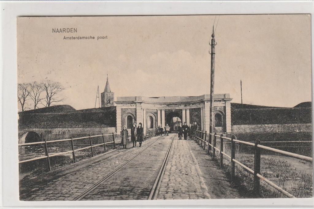 Naarden Amsterdamsche poort, Ophalen of Verzenden, Voor 1920, Gelopen, Noord-Holland