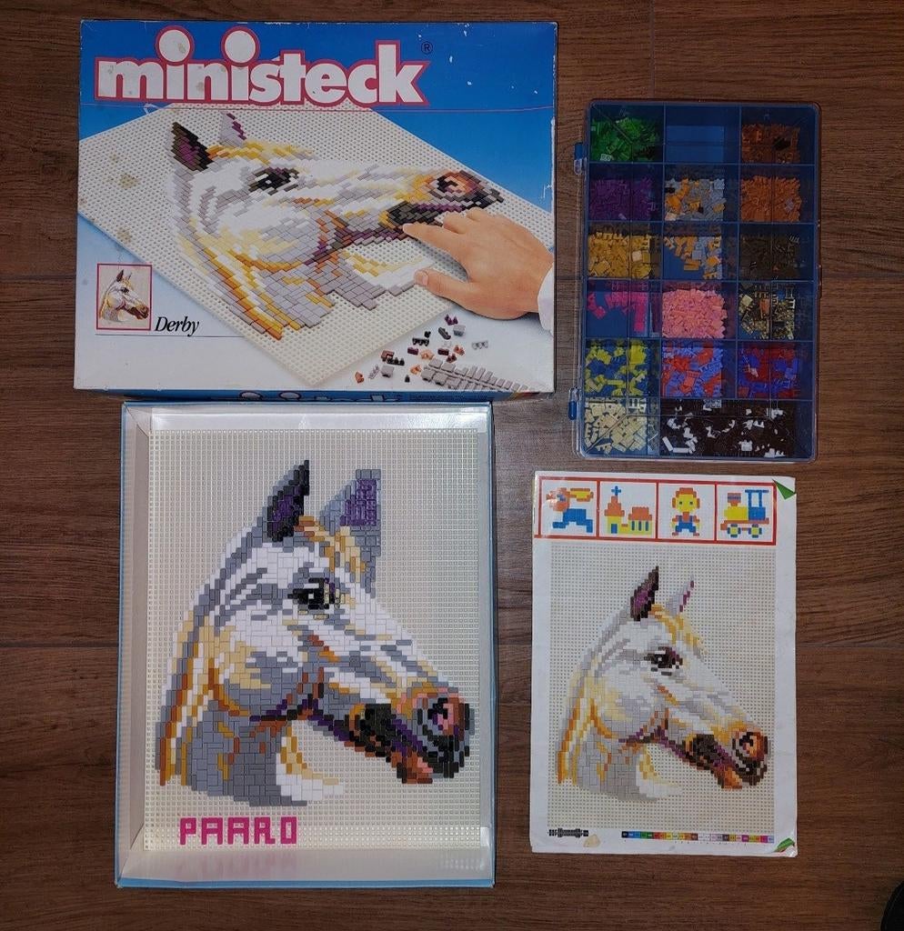 Ministeck paarden met extra stukjes bak, Hobby en Vrije tijd, Ministeck, Ophalen of Verzenden, Zo goed als nieuw, Box-set