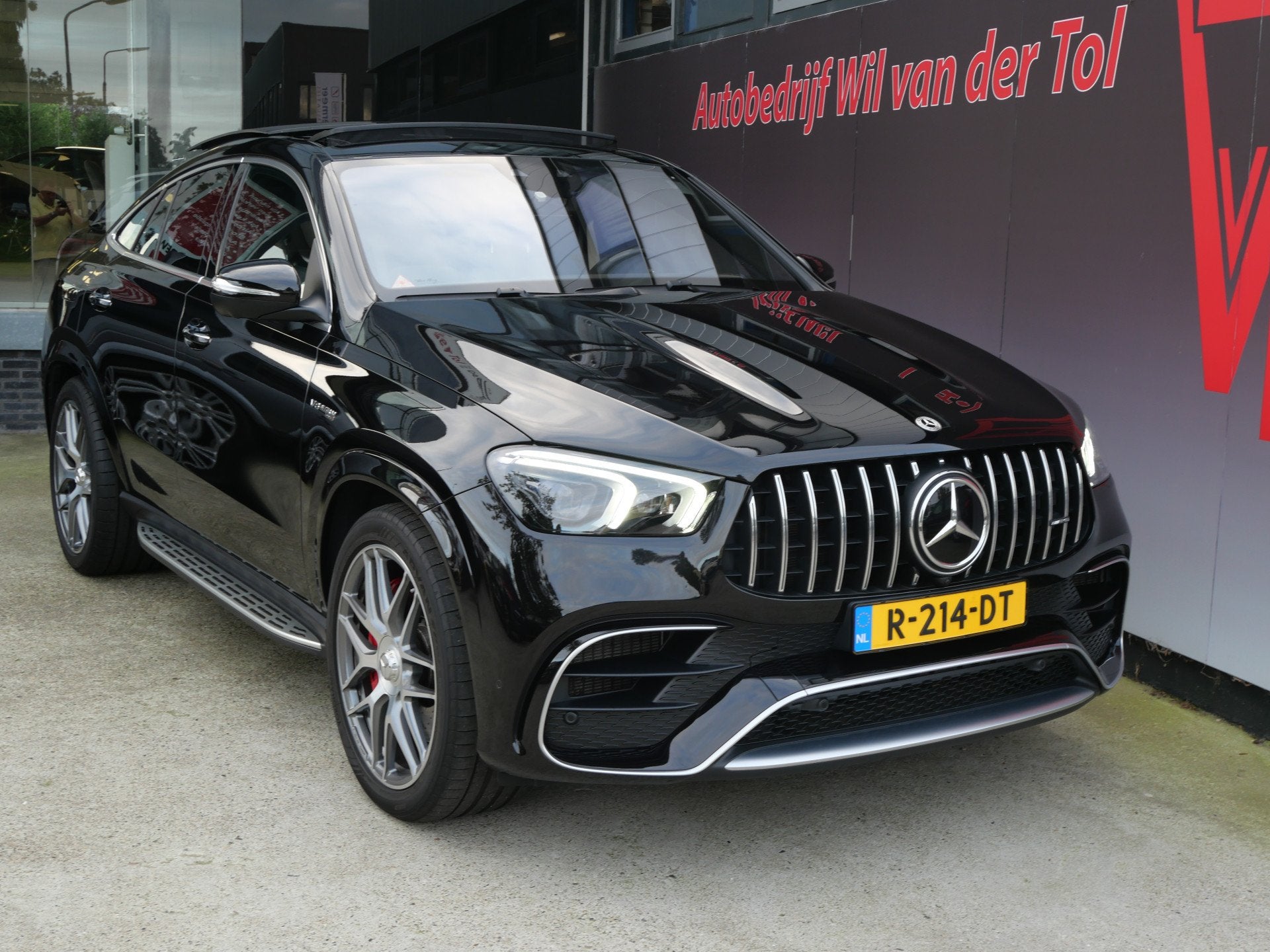 Mercedes-Benz GLE Coupé AMG 63S 4MATIC+ | PANO | MASSAGE |, Auto's, Automaat, Dealer onderhouden, Gebruikt, Zwart