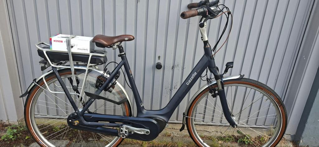 Gazelle  Orange C7 Plus  Bosch Elektrische Fiets 500 Wh 57cm, Versnellingen, Zo goed als nieuw, Gazelle, 56 cm of meer