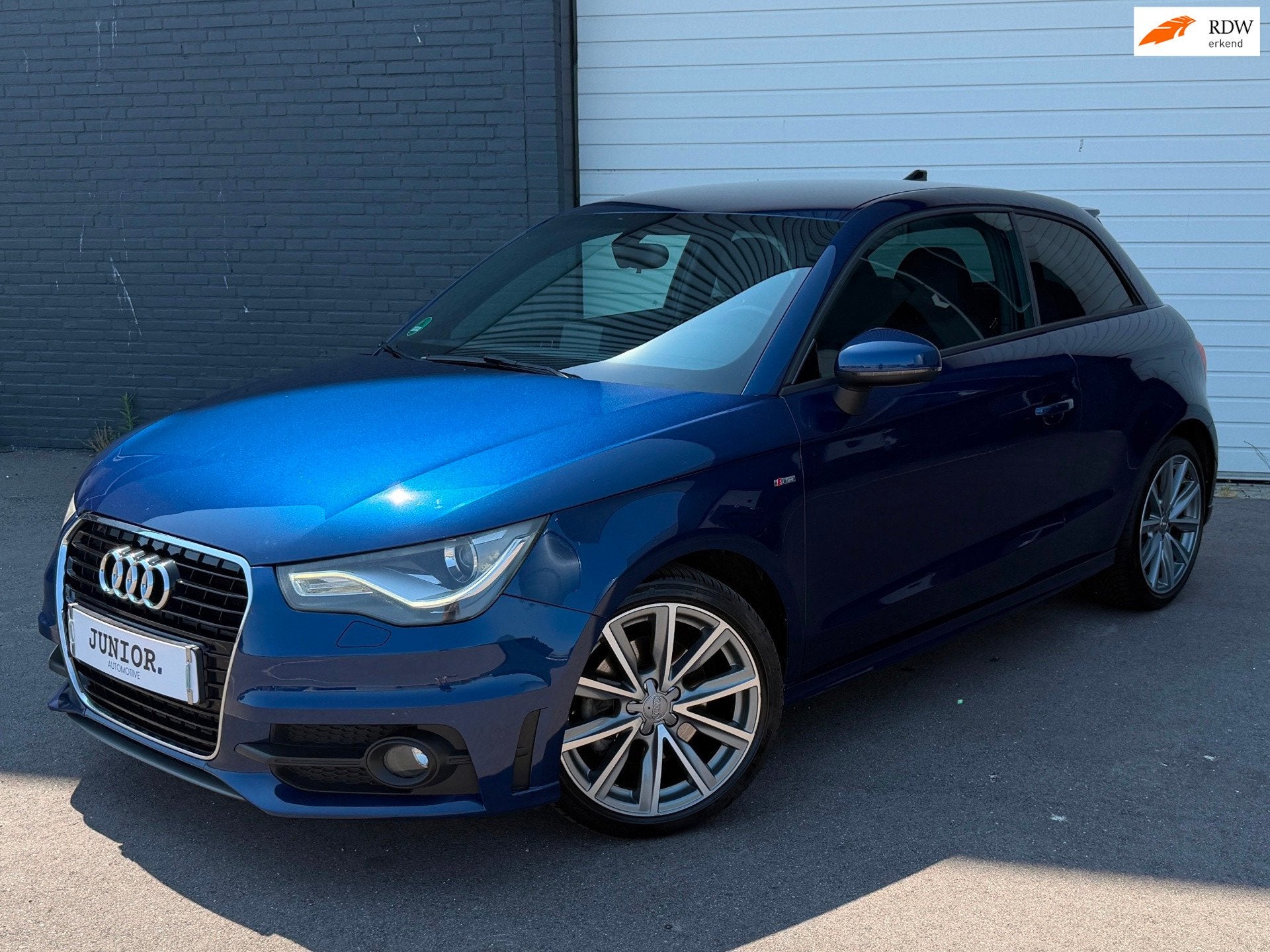 Audi A1 1.4 TFSI S-LINE AUTOMAAT/185PK/STOELVERWARMING/CRUIS, Auto's, Euro 5, Stof, Zwart, 4 cilinders