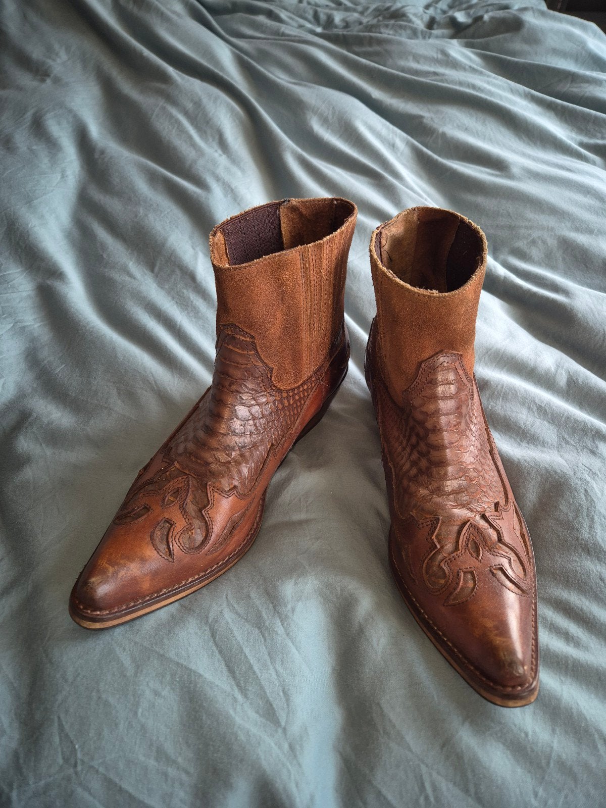 Halfhoge laarzen met slangenprint mt 40, Ophalen of Verzenden, Zo goed als nieuw, Zwart, Boots