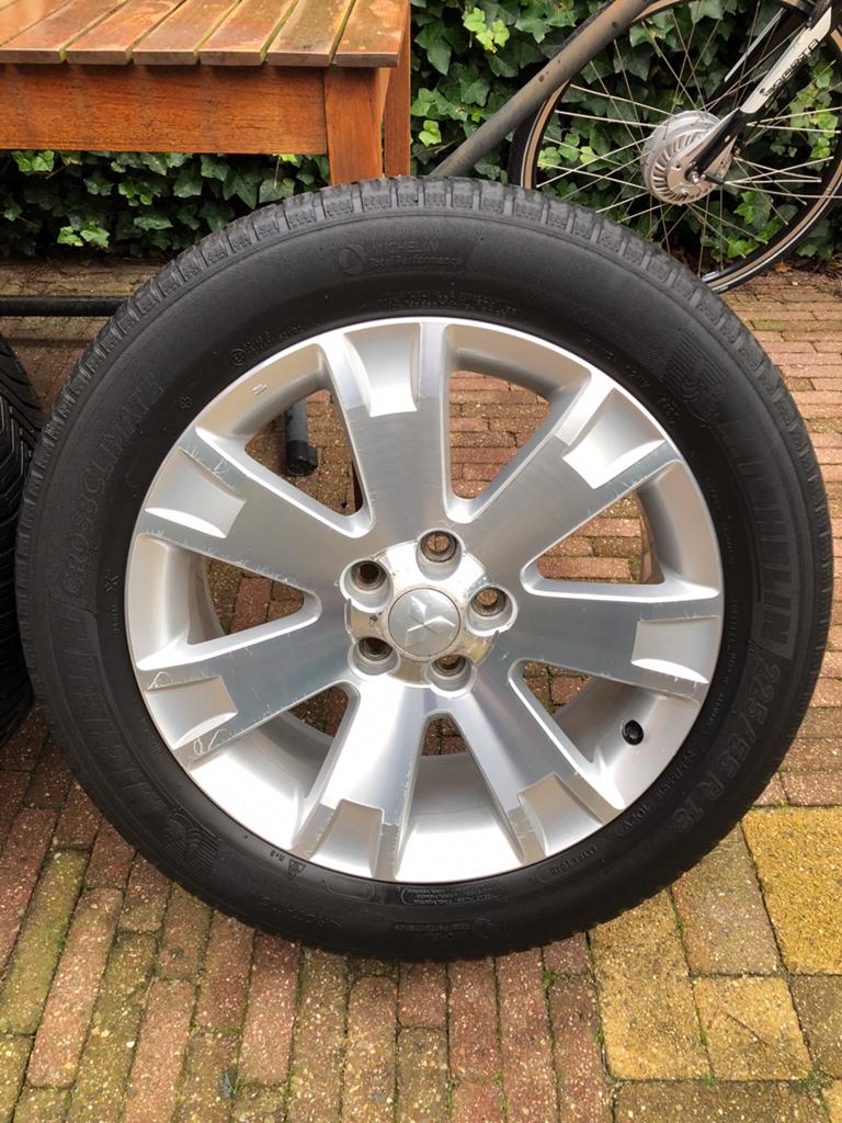 Mitsubishi Outlander velgen met Michelin winterbanden, Ophalen, Gebruikt