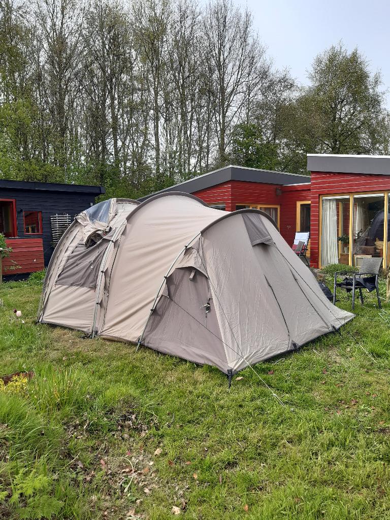 tent Redwood Aspen TC 320, Ophalen, Zo goed als nieuw, Tot en met 4